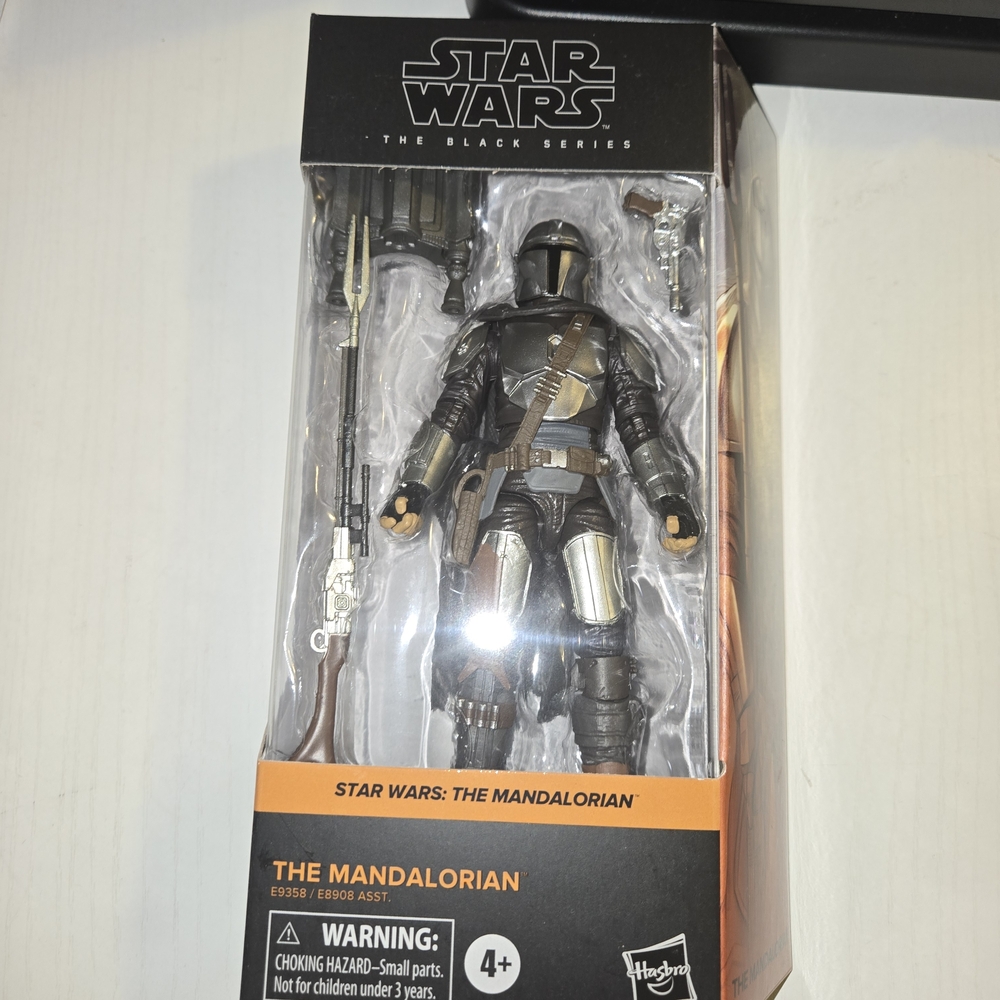 Star Wars The Mandalorian Action Figure